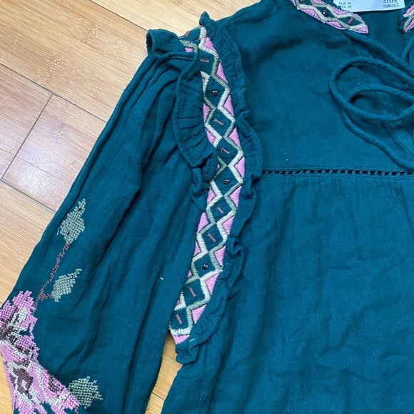 Sfera embroidered and beaded casual blouse - Picture 7 of 12